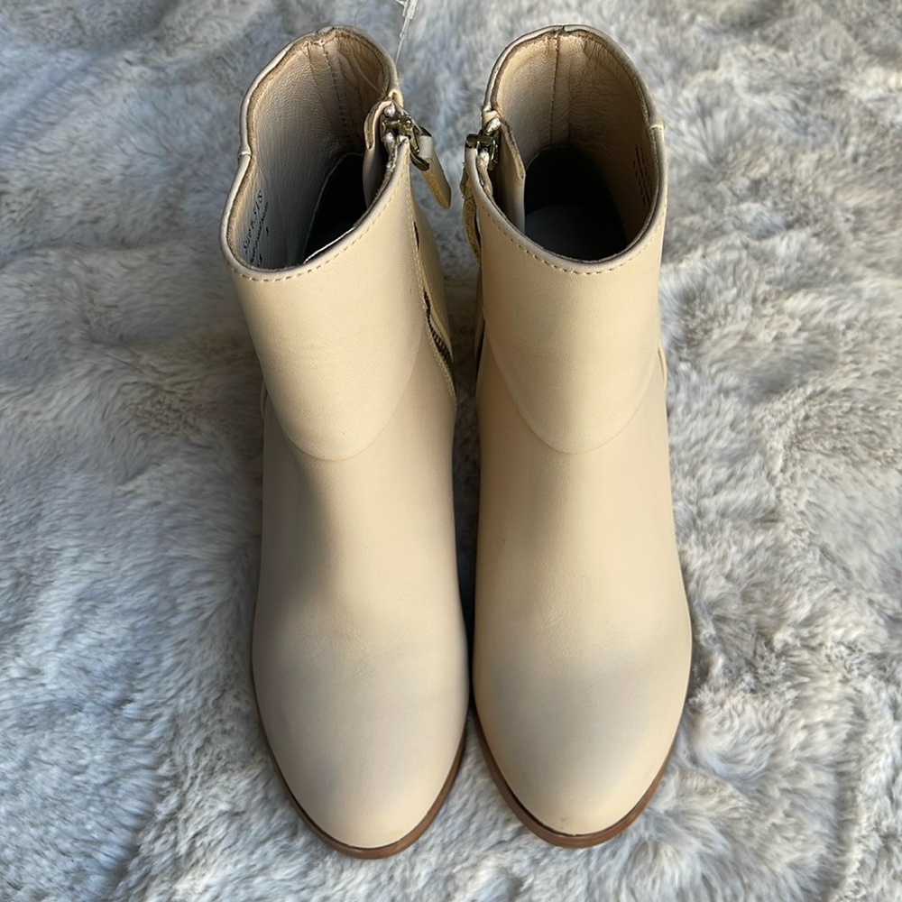 Thursday Boot & Co Daisy heeled ankle boots